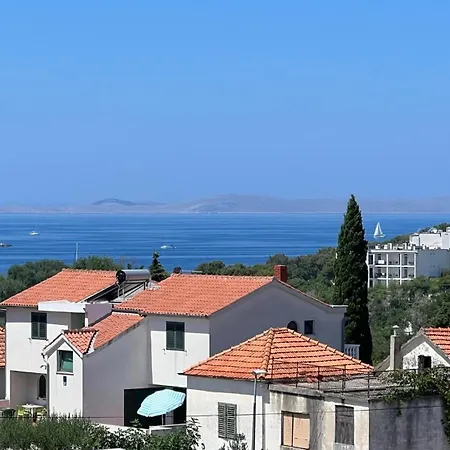 Lägenhet Jednosobni S Pogledom Na