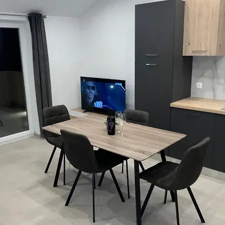 Апартаменты Jednosobni S Pogledom Na